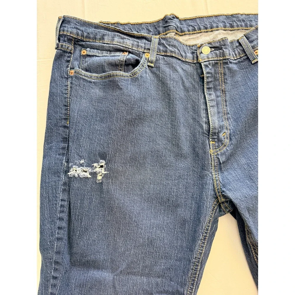 Levis‎ Jeans Mens 44x30 Blue Medium Wash Relaxed Straight Leg Distressed Denim